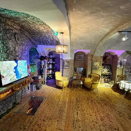 Hotel Wine O'Clock Tbilisi Zewnętrze zdjęcie